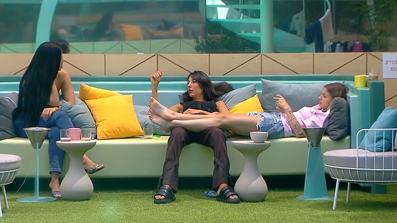 entertainment-the-big-brother-season-04-clips-2626-part-2207201149