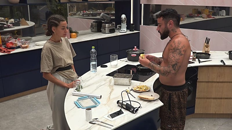 entertainment-the-big-brother-season-04-clips-2626-part-2207270047