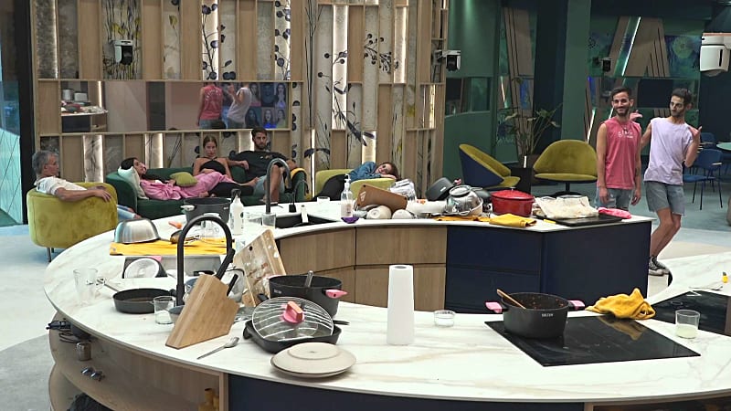 entertainment-the-big-brother-season-04-clips-2626-part-2208011727