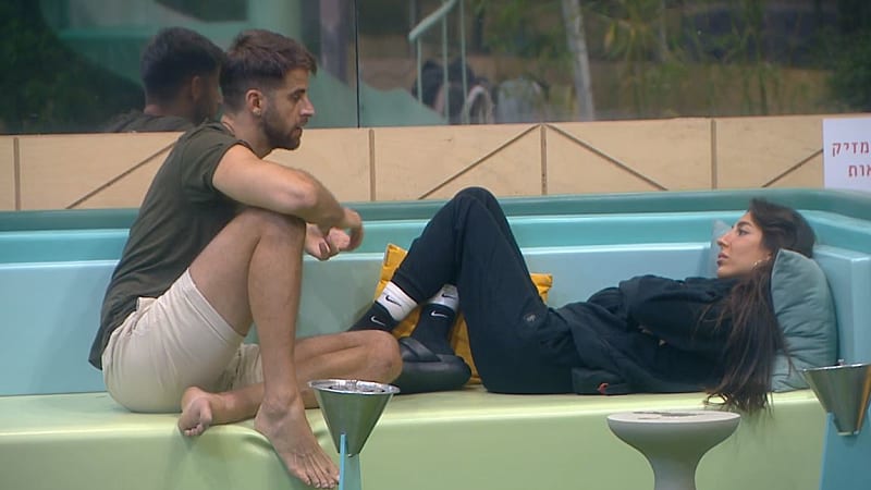 entertainment-the-big-brother-season-04-clips-2626-part-2208220138