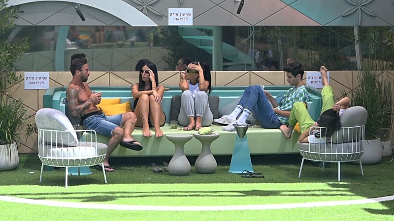 entertainment-the-big-brother-season-04-clips-2626-part-2208271220