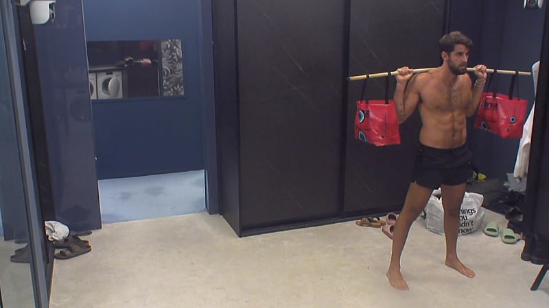 entertainment-the-big-brother-season-04-clips-2626-part-2209131124