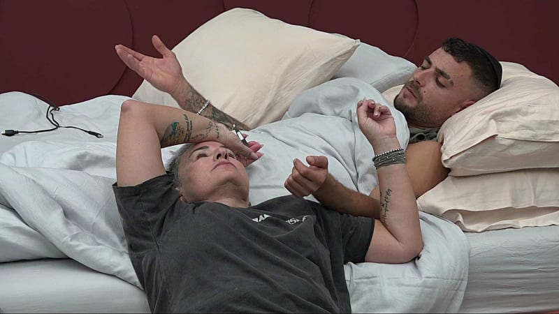 entertainment-the-big-brother-season-05-clips-2626-part-2306301843