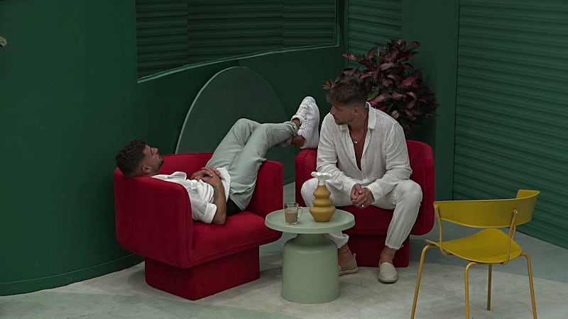 entertainment-the-big-brother-season-05-clips-2626-part-2307300011