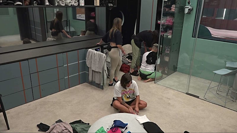 entertainment-the-big-brother-season-05-clips-2626-part-2308071114