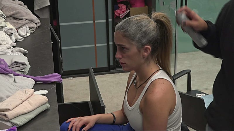 Channel-26_2023_08_25_23_30_04_maatuk_white_hair