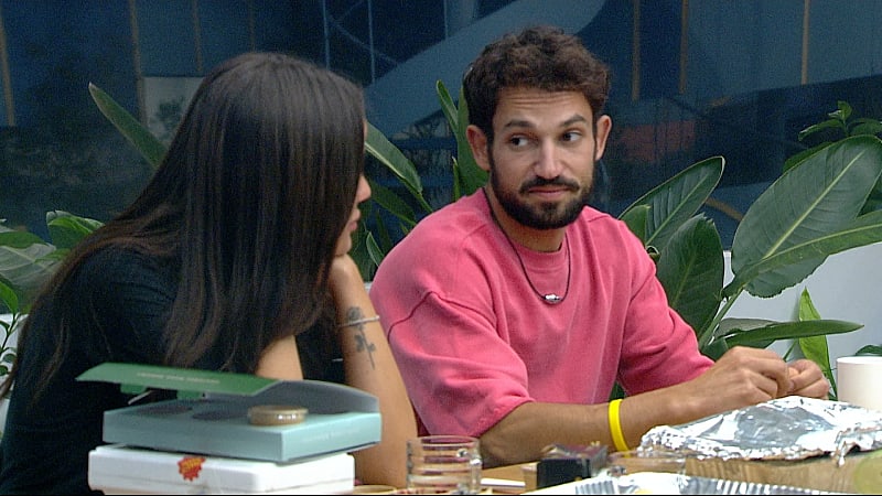 entertainment-the-big-brother-season-06-all-clips-2626-part-2407180123