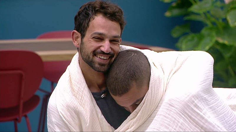 entertainment-the-big-brother-season-06-all-clips-2626-part-2407220944