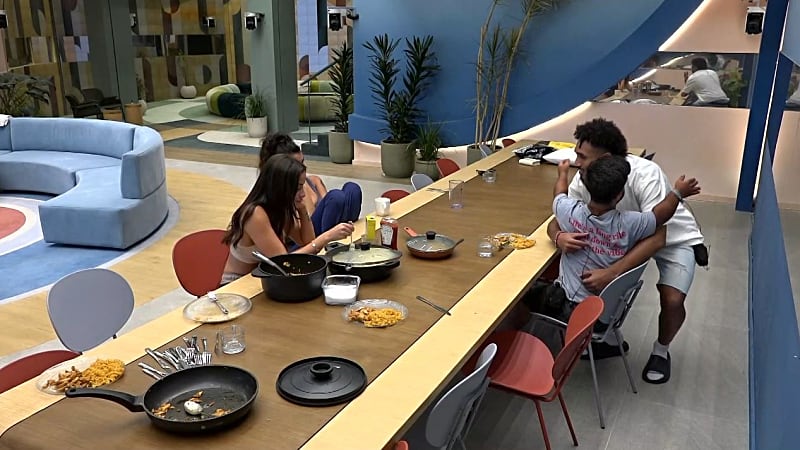 entertainment-the-big-brother-season-06-all-clips-2626-part-2408221721