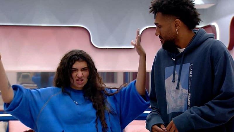 entertainment-the-big-brother-season-06-all-clips-2626-part-2409041250