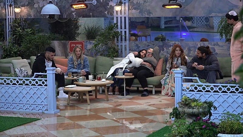 entertainment-the-big-brother-season-08-timeline-part-2603202209