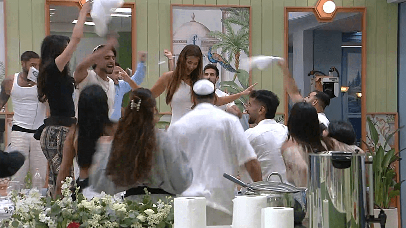 entertainment-the-big-brother-season-08-timeline-part-2604012303