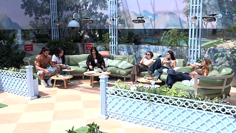 entertainment-the-big-brother-season-08-timeline-part-2604051205