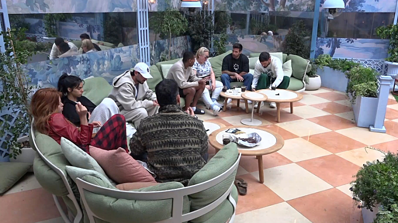 entertainment-the-big-brother-season-08-timeline-part-2604071102