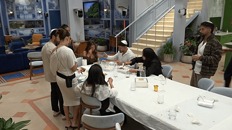 entertainment-the-big-brother-season-08-timeline-part-2604072036