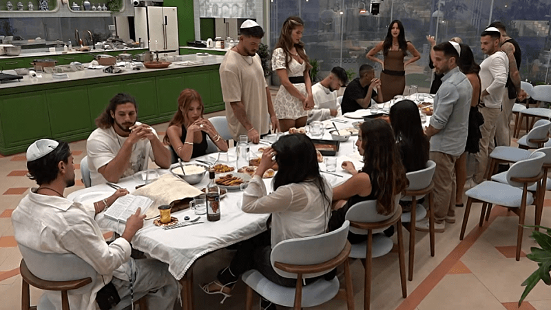 entertainment-the-big-brother-season-08-timeline-part-2604101955