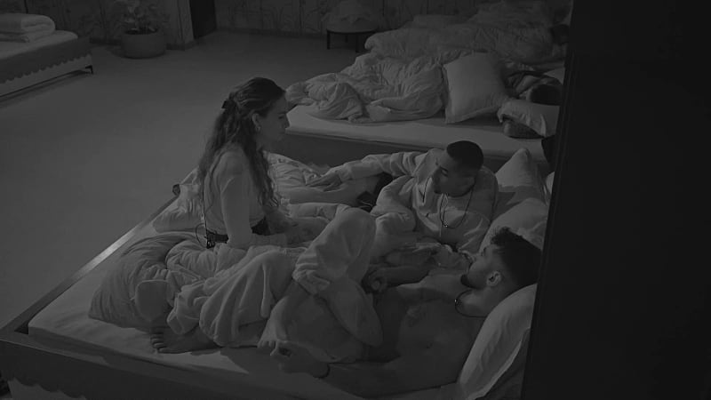 entertainment-the-big-brother-season-08-timeline-part-2604111206