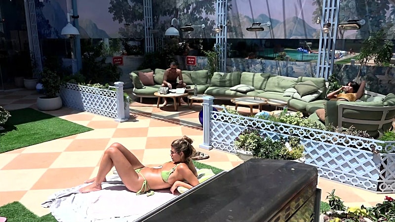 entertainment-the-big-brother-season-08-timeline-part-2604221403