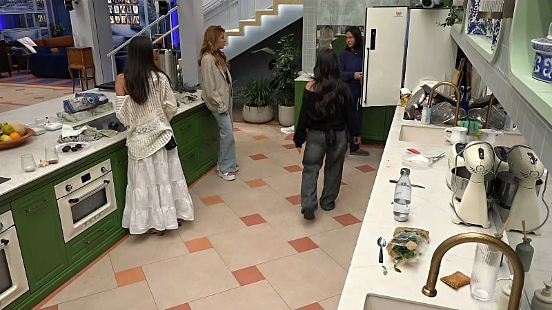 entertainment-the-big-brother-season-08-timeline-part-2604242255