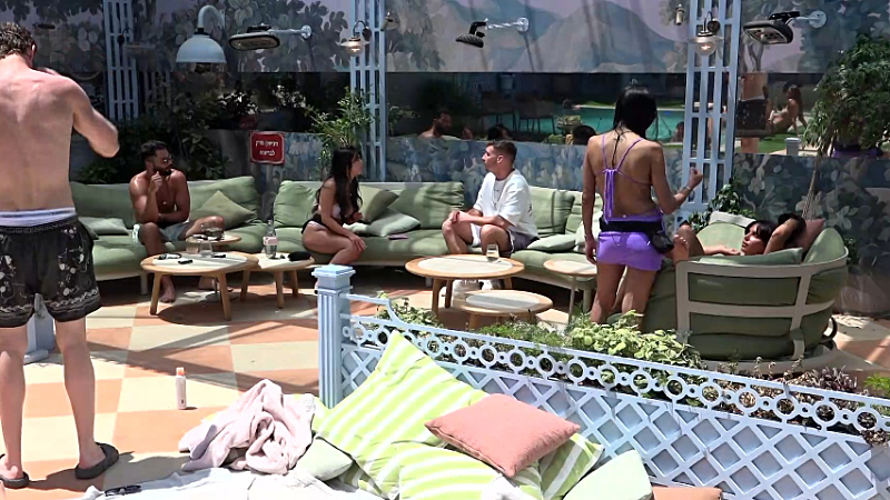 entertainment-the-big-brother-season-08-timeline-part-2604291350