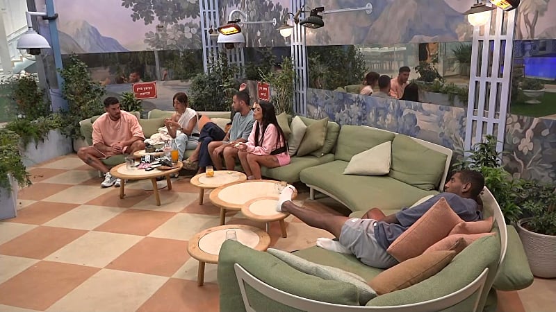 entertainment-the-big-brother-season-08-timeline-part-2604292339