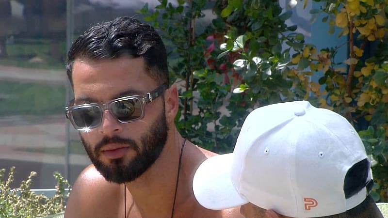 entertainment-the-big-brother-season-08-timeline-part-2604301307