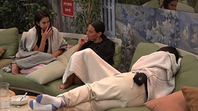entertainment-the-big-brother-season-08-timeline-part-2605040158