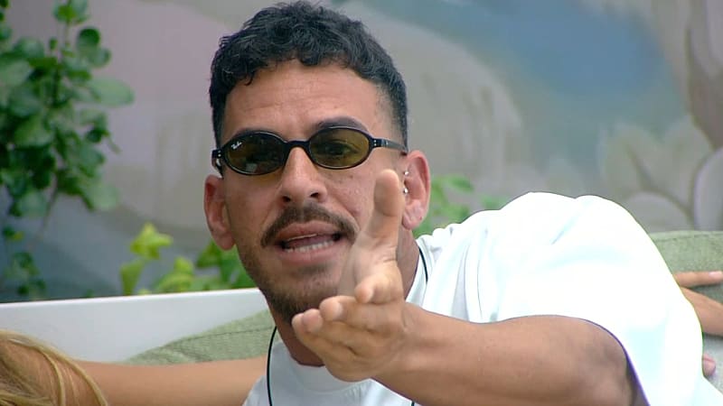 entertainment-the-big-brother-season-08-timeline-part-2604141641