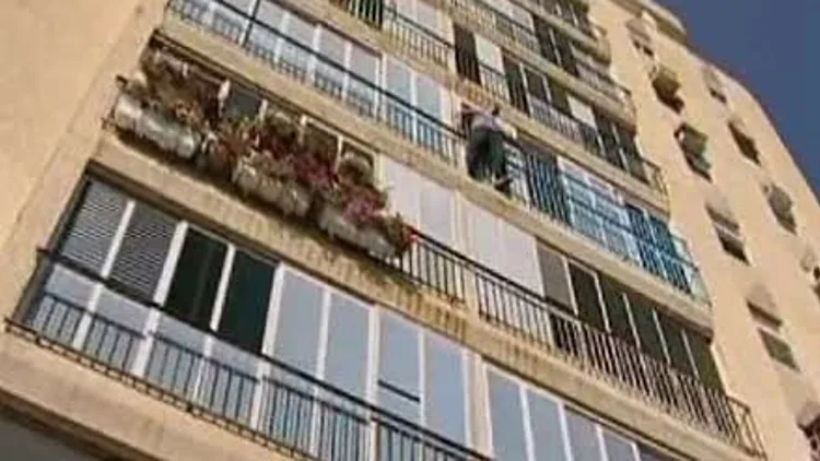 החיים זה לא הכל, עונה 5, פרק 1: זכרון דברים