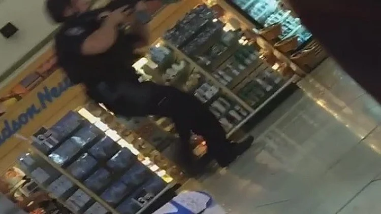 ניוזפיד - "כולם על הרצפה!" - הסיבה לבהלה בשדה התעופה JFK בניו יורק