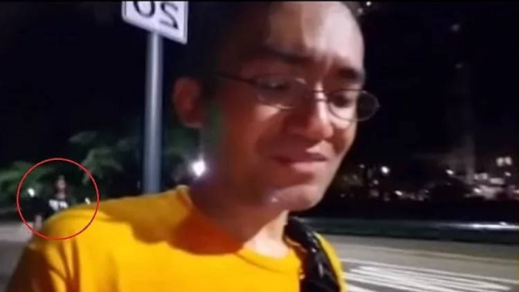 צילם את עצמו משחק פוקימון גו – ונשדד בשידור חי | חדשות 13