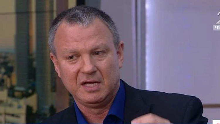 ובעבודה... עסקים כרגיל