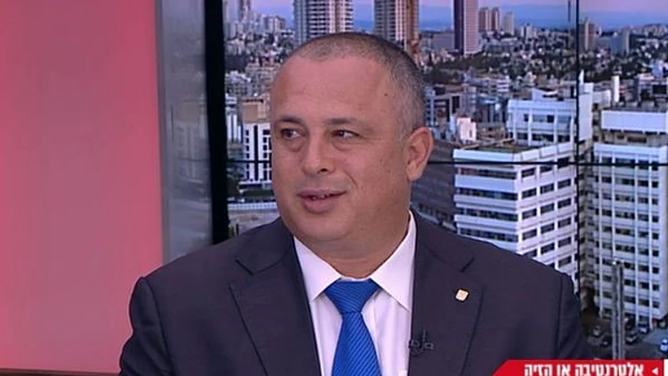 אלטרנטיבה או הזיה