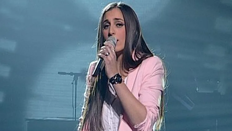 לורן דה פז- "I Save The World Today"