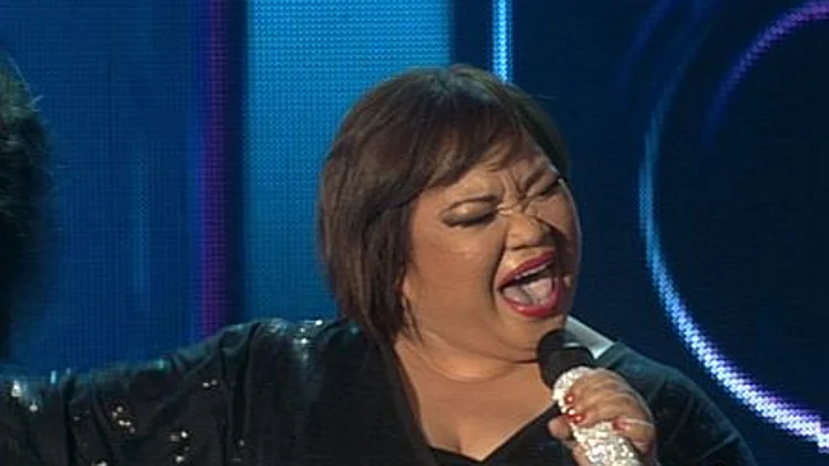 רוז -"Born This Way"