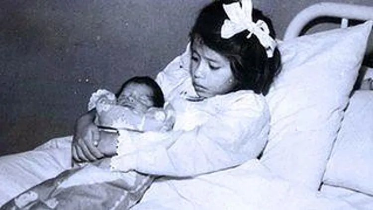 מזעזע: סיפורה של לינה מדינה – הילדה שילדה בגיל 5 | חדשות 13