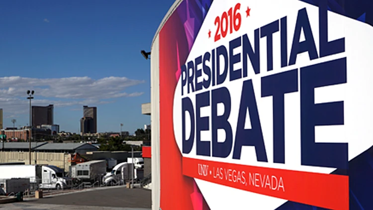 קלינטון-טראמפ: קרב חזיתי ואחרון | חדשות 13