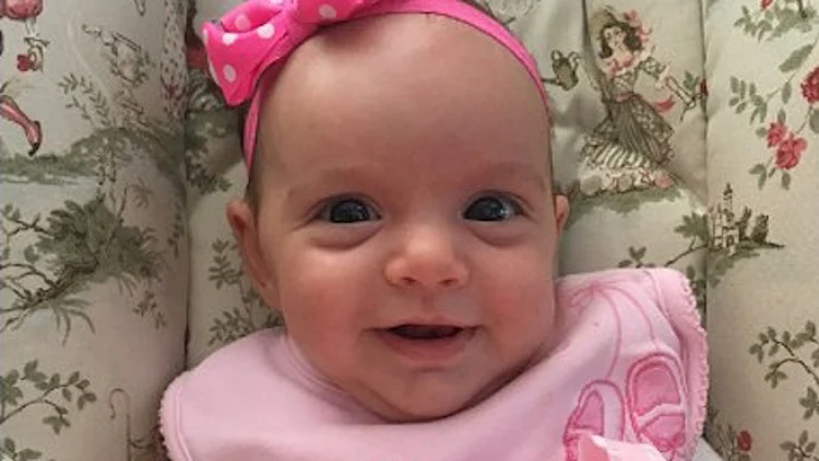 מדהים: לקטנה הזאת קוראים ליינלי, והיא נולדה פעמיים