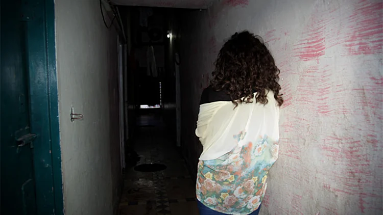 חשד לניסיון אונס של תיירת בבאר יעקב | חדשות 13