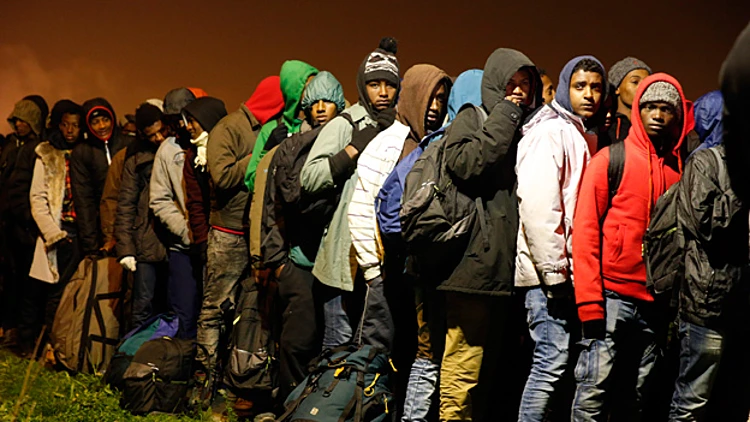 אחרי יותר מעשור: "הג'ונגל" מפונה | חדשות 13