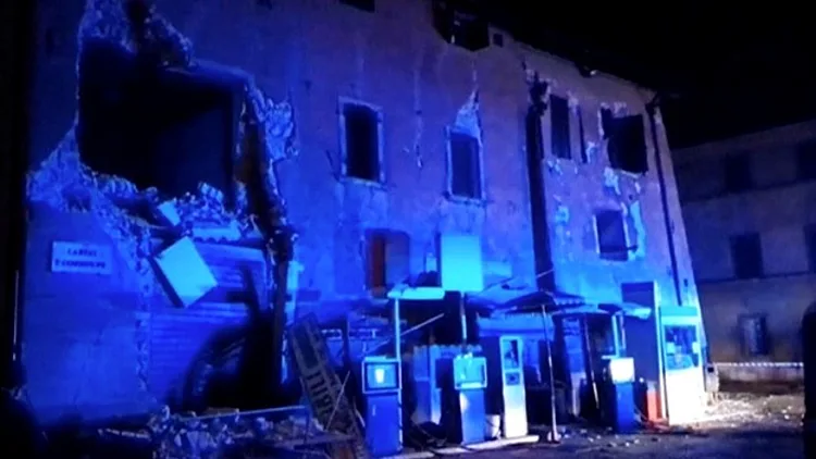 איטליה: 2 רעידות אדמה חזקות בזו אחר זו | חדשות 13