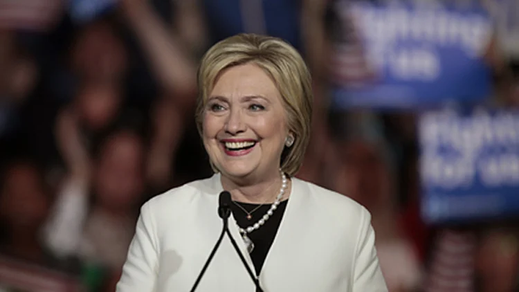 עד כמה צמוד המרוץ לבית הלבן? | חדשות 13