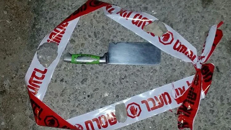 ניסיון דריסה ודקירה במוצב בעופרה