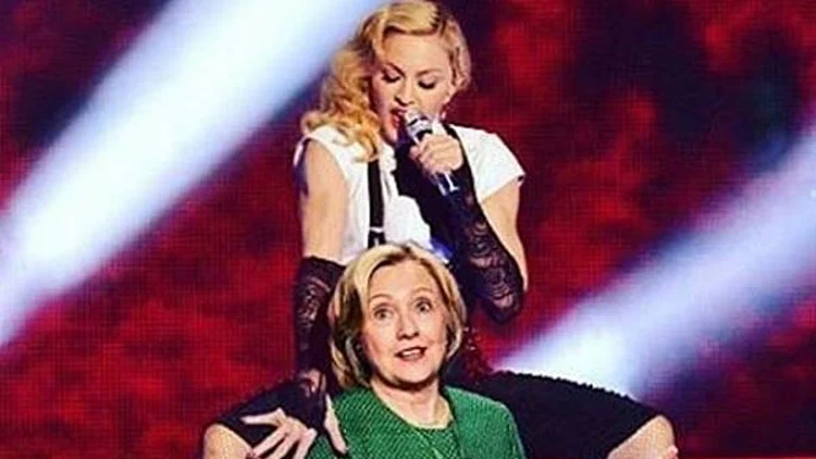 ההצעה המגונה של מדונה לקהל בעיצומה של ההופעה