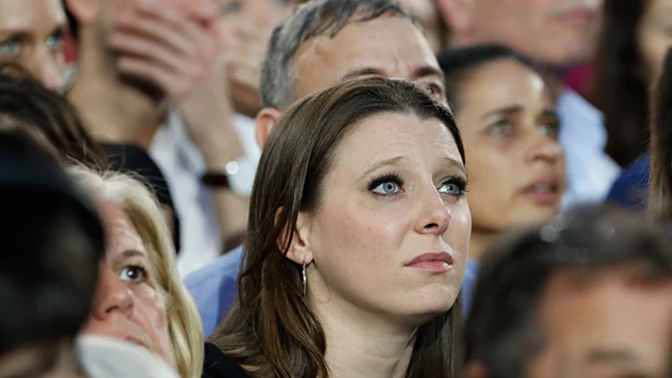 דרמה בארה"ב: קלינטון הודתה בהפסד | חדשות 13