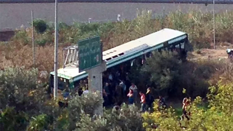 זירת התאונה, הבוקר (עד ראייה)