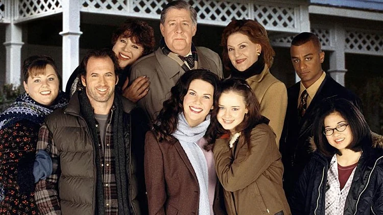 איך כוכבי "בנות גילמור" נראים היום?