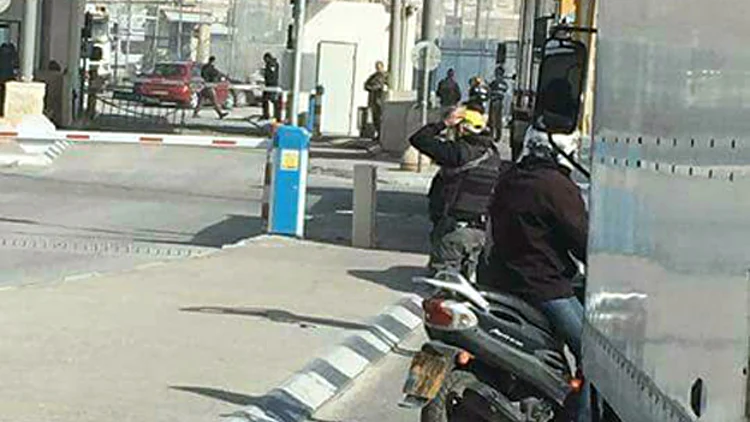 מחבל ניסה לדקור מאבטח – ונורה | חדשות 13