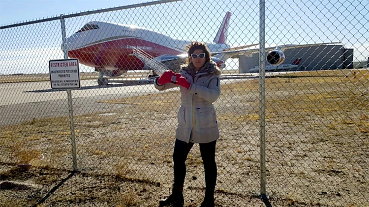 צפו: הסופרטנקר לפני ההמראה לארץ | חדשות 13
