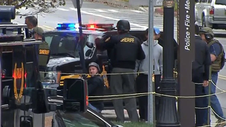 נפגעים מירי באוניברסיטה באוהיו